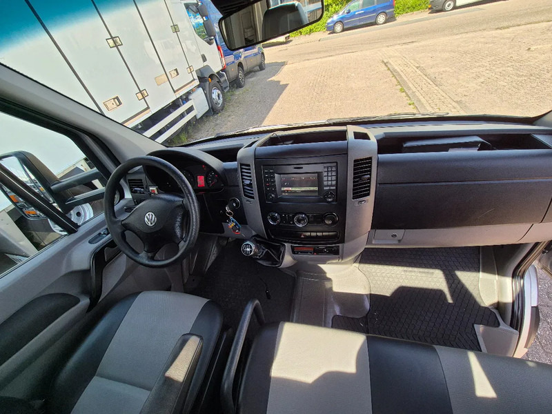 الشاحنات الصغيرة Volkswagen Crafter 2.0TDI BE Combi/ Autotransporter 10m mit Knicksystem/ Winch: صور 10 الشاحنات الصغيرة Volkswagen Crafter 2.0TDI BE Combi/ Autotransporter 10m mit Knicksystem/ Winch: صور 10