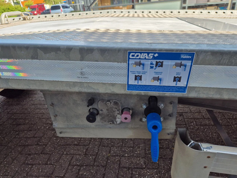 الشاحنات الصغيرة Volkswagen Crafter 2.0TDI BE Combi/ Autotransporter 10m mit Knicksystem/ Winch: صور 13 الشاحنات الصغيرة Volkswagen Crafter 2.0TDI BE Combi/ Autotransporter 10m mit Knicksystem/ Winch: صور 13