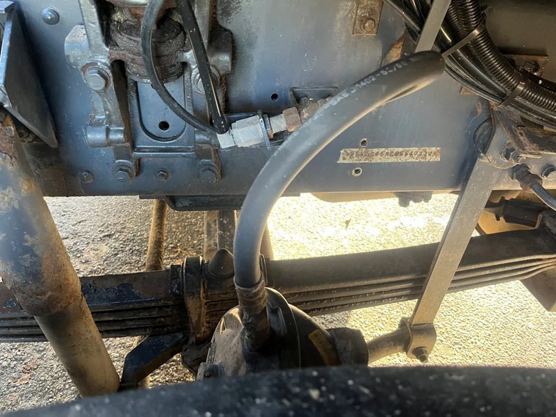 DAF CF 85.340 8X4 HOLLAND TRUCK FULL STEEL SUSPENSION MANUAL ZF GEARBOX - شاحنة - نظام الكابلات: صور 5 DAF CF 85.340 8X4 HOLLAND TRUCK FULL STEEL SUSPENSION MANUAL ZF GEARBOX - شاحنة - نظام الكابلات: صور 5