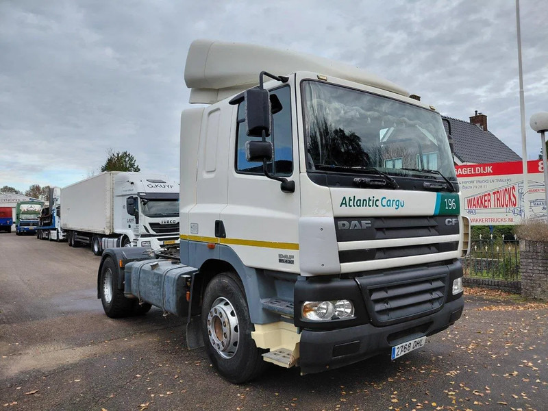 DAF CF 85.430 MANUAL ZF GEARBOX 4x2 Truckhead !! EURO 3 Engine !! - شاحنة جرار: صور 2 DAF CF 85.430 MANUAL ZF GEARBOX 4x2 Truckhead !! EURO 3 Engine !! - شاحنة جرار: صور 2