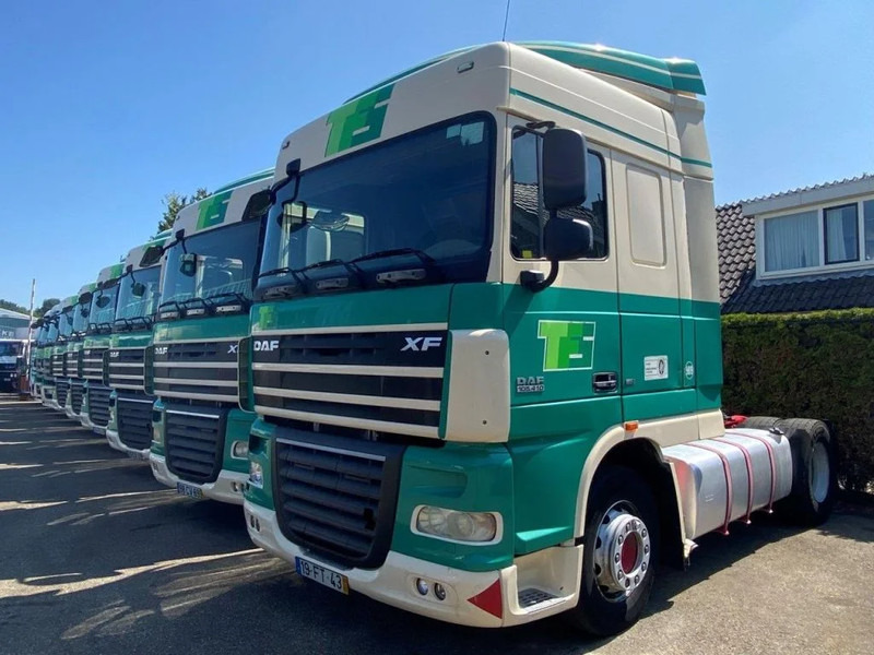 DAF XF 105.410 4 PIECES AVAILABLE - شاحنة جرار: صور 4 DAF XF 105.410 4 PIECES AVAILABLE - شاحنة جرار: صور 4