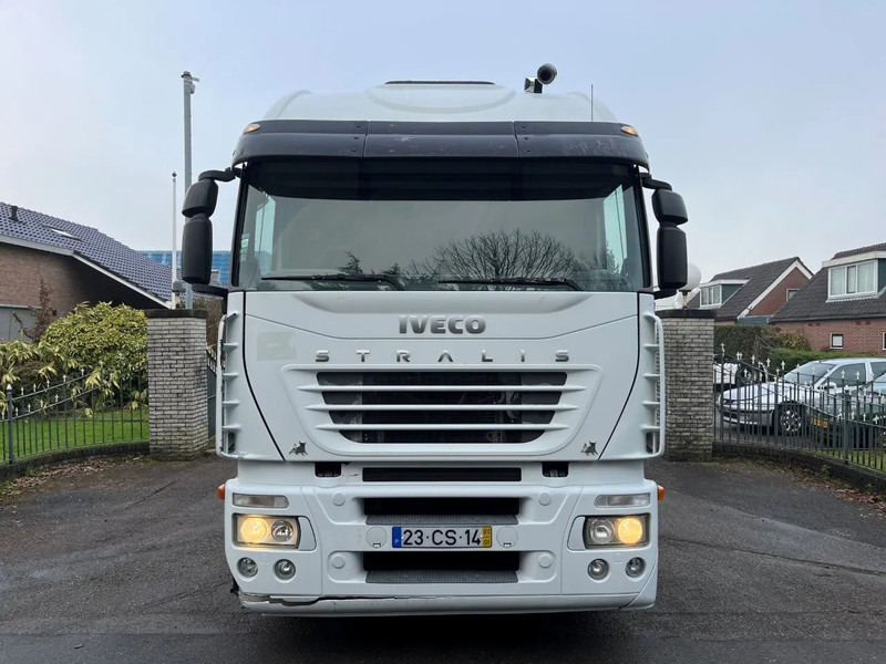 Iveco Stralis 440.48 MANUAL ZF GEARBOX CLEAN CONDITION - شاحنة جرار: صور 2 Iveco Stralis 440.48 MANUAL ZF GEARBOX CLEAN CONDITION - شاحنة جرار: صور 2