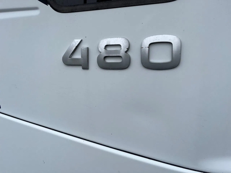 Iveco Stralis 440.48 MANUAL ZF GEARBOX ORIGINAL LOW MILEAGE - شاحنة جرار: صور 5 Iveco Stralis 440.48 MANUAL ZF GEARBOX ORIGINAL LOW MILEAGE - شاحنة جرار: صور 5