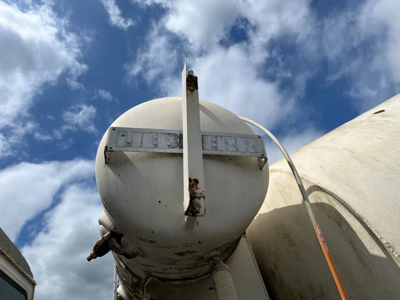 شاحنة خلاطة خرسانة MAN 35.302 8x4 FULL STEEL SPRING MANUAL ZF GEARBOX !!! 6 CILINDER !!!: صور 13 شاحنة خلاطة خرسانة MAN 35.302 8x4 FULL STEEL SPRING MANUAL ZF GEARBOX !!! 6 CILINDER !!!: صور 13