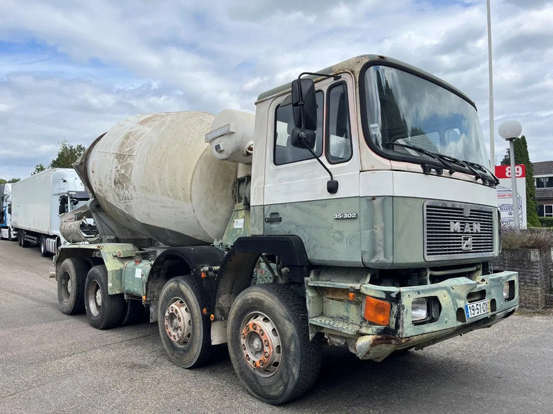 MAN 35.302 8x4 FULL STEEL SPRING MANUAL ZF GEARBOX !!! 6 CILINDER !!! - شاحنة خلاطة خرسانة: صور 4 MAN 35.302 8x4 FULL STEEL SPRING MANUAL ZF GEARBOX !!! 6 CILINDER !!! - شاحنة خلاطة خرسانة: صور 4