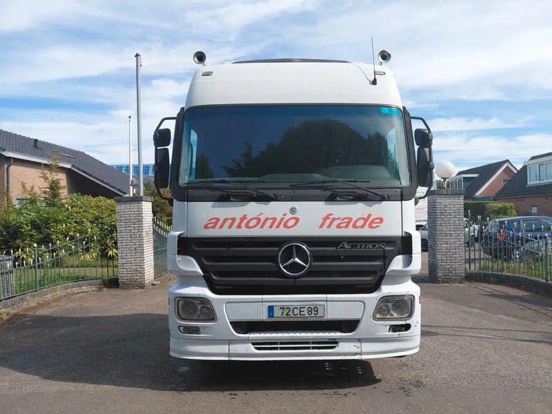 Mercedes-Benz Actros 1841 4x2 3 Pedels RETARDER - شاحنة جرار: صور 5 Mercedes-Benz Actros 1841 4x2 3 Pedels RETARDER - شاحنة جرار: صور 5