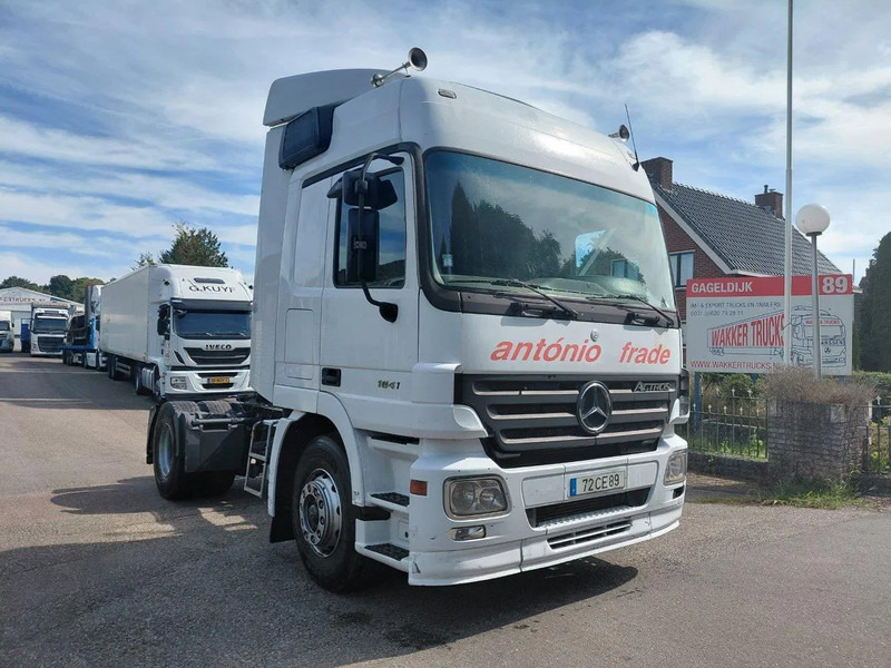 Mercedes-Benz Actros 1841 4x2 3 Pedels RETARDER - شاحنة جرار: صور 2 Mercedes-Benz Actros 1841 4x2 3 Pedels RETARDER - شاحنة جرار: صور 2