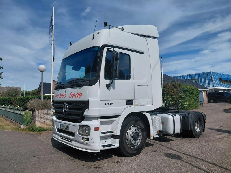 Mercedes-Benz Actros 1841 4x2 3 Pedels RETARDER - شاحنة جرار: صور 1 Mercedes-Benz Actros 1841 4x2 3 Pedels RETARDER - شاحنة جرار: صور 1