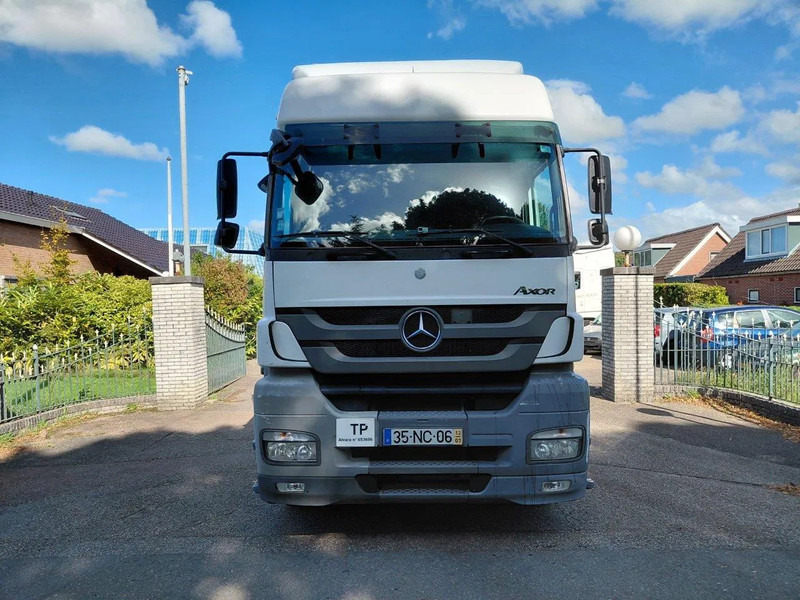 Mercedes-Benz Axor 1843 4x2 Retarder 2 Pieces - شاحنة جرار: صور 5 Mercedes-Benz Axor 1843 4x2 Retarder 2 Pieces - شاحنة جرار: صور 5