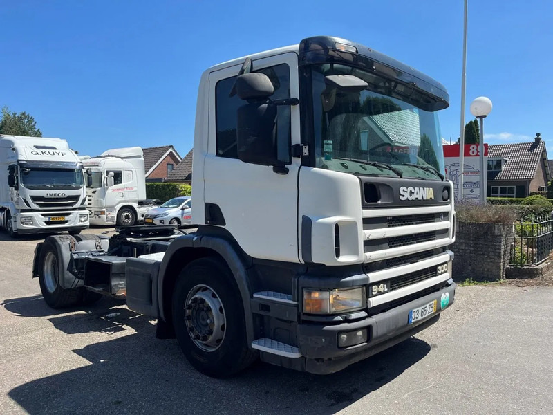 Scania P94-300 94 MANUAL GEARBOX AIRCO RETARDER 10-2004 - شاحنة جرار: صور 4 Scania P94-300 94 MANUAL GEARBOX AIRCO RETARDER 10-2004 - شاحنة جرار: صور 4
