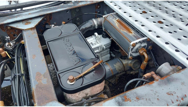 Scania R124-360 360 MANUAL GEARBOX RETARDER HYDRAULIC PTO - شاحنة جرار: صور 5 Scania R124-360 360 MANUAL GEARBOX RETARDER HYDRAULIC PTO - شاحنة جرار: صور 5