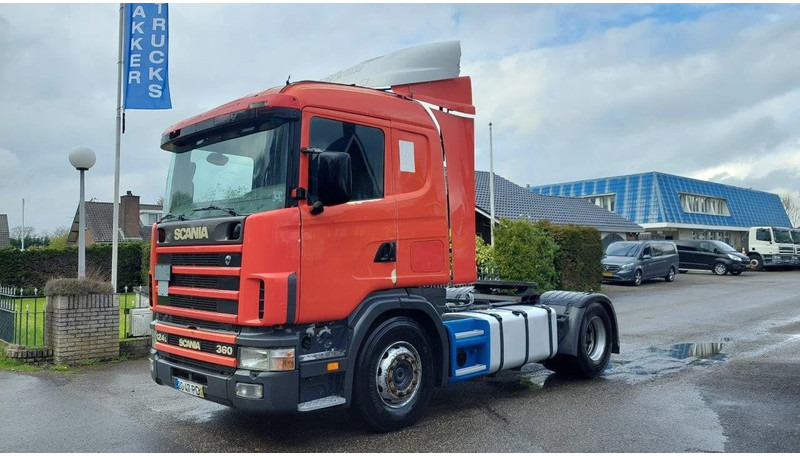 Scania R124-360 360 MANUAL GEARBOX RETARDER HYDRAULIC PTO - شاحنة جرار: صور 1 Scania R124-360 360 MANUAL GEARBOX RETARDER HYDRAULIC PTO - شاحنة جرار: صور 1