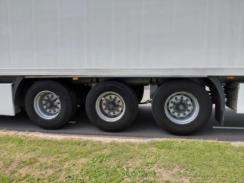 Sor LIFTAXLE WITH THERMO KING FRIDGE no Chereau - مبردة نصف مقطورة: صور 4 Sor LIFTAXLE WITH THERMO KING FRIDGE no Chereau - مبردة نصف مقطورة: صور 4