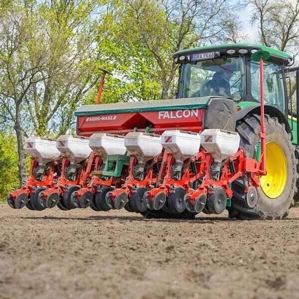 AGRO-MASZ FALCON - SIEWNIK PUNKTOWY - وضع البذور فى خطوط: صور 2 AGRO-MASZ FALCON - SIEWNIK PUNKTOWY - وضع البذور فى خطوط: صور 2