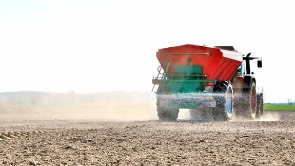 AGRO-MASZ Rozsiewacz REWO - آلة رش الأسمدة: صور 5 AGRO-MASZ Rozsiewacz REWO - آلة رش الأسمدة: صور 5