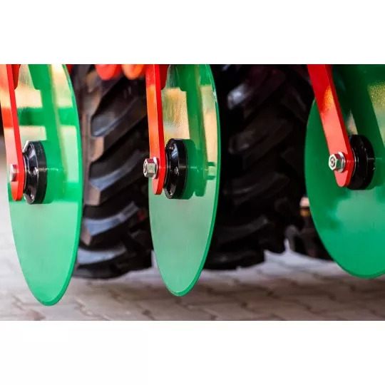 AGRO-MASZ Siewnik pneumatyczny do uprawy pasowej SLAVIS - معدات بذار: صور 3 AGRO-MASZ Siewnik pneumatyczny do uprawy pasowej SLAVIS - معدات بذار: صور 3