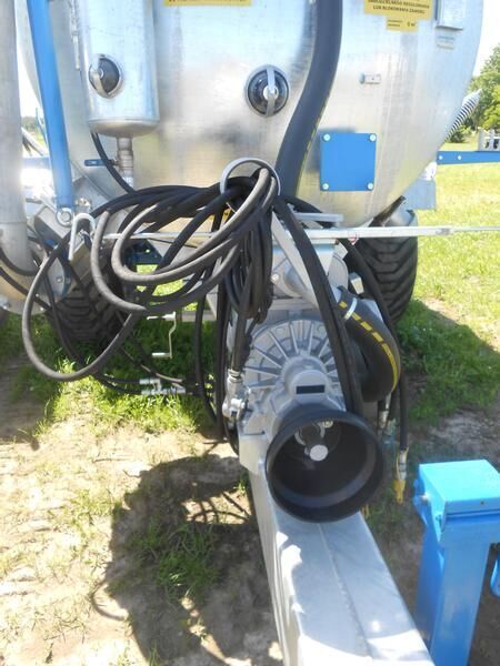 MEPROZET Güllefässer/ Slurry tank/ Beczkowóz T-528/5 (PN60/3) - صهريج السماد السائل: صور 3 MEPROZET Güllefässer/ Slurry tank/ Beczkowóz T-528/5 (PN60/3) - صهريج السماد السائل: صور 3