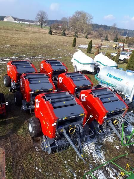 METAL-FACH Prasa Belująca/ πρέσα για σφυρίχτρα/ / Prensa de balas - معدة تغليف البالات: صور 4 METAL-FACH Prasa Belująca/ πρέσα για σφυρίχτρα/ / Prensa de balas - معدة تغليف البالات: صور 4