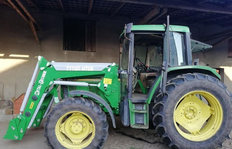 Metal-Technik Frontlader für John Deere 5085 M / Ładowacz czołowy na John Deer - لوادر وحفارات أمامية - جرار: صور 3 Metal-Technik Frontlader für John Deere 5085 M / Ładowacz czołowy na John Deer - لوادر وحفارات أمامية - جرار: صور 3