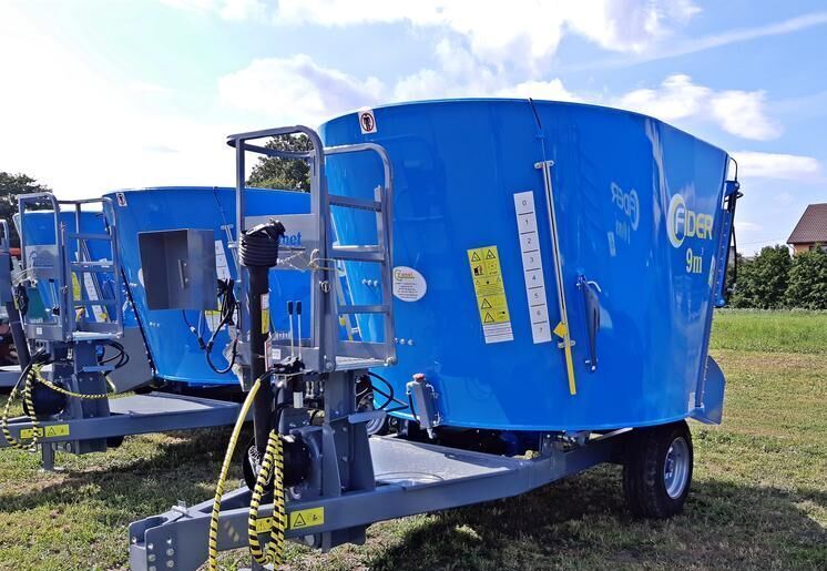 Zamet Paszowóz 8m3 FIDER - آلة خلط وتوزيع الأعلاف: صور 1 Zamet Paszowóz 8m3 FIDER - آلة خلط وتوزيع الأعلاف: صور 1