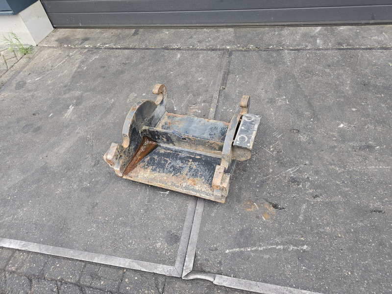 Kopplaat adaptorplate cw 30 cw 40 headplate eurosteel cw 30 cw 40 - وصلة الربط للمعدات المعلقة - آلات البناء: صور 1 Kopplaat adaptorplate cw 30 cw 40 headplate eurosteel cw 30 cw 40 - وصلة الربط للمعدات المعلقة - آلات البناء: صور 1