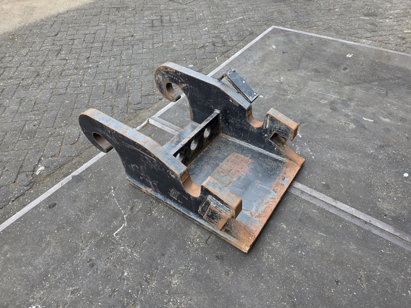 Kopplaat cw55s head plate kopplaat cw55s verachtert eurosteel - وصلة الربط للمعدات المعلقة - آلات البناء: صور 4 Kopplaat cw55s head plate kopplaat cw55s verachtert eurosteel - وصلة الربط للمعدات المعلقة - آلات البناء: صور 4
