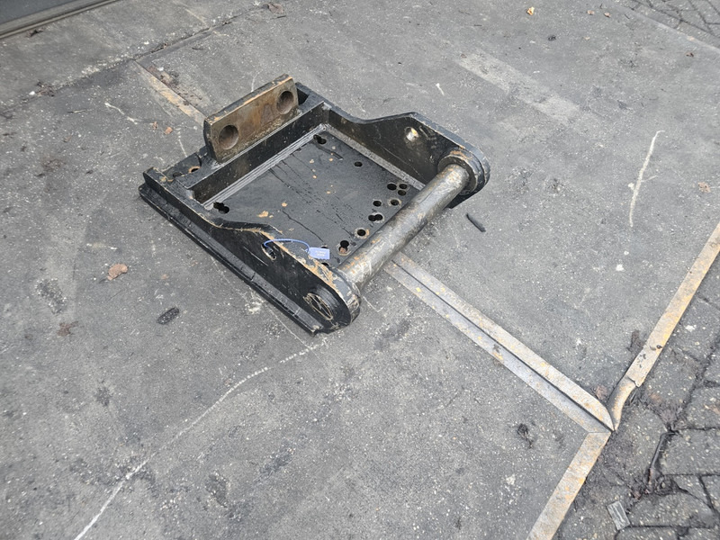 Kopplaat lehnhof ms 10 sw10 verachtert cat mp vt lehnhof - وصلة الربط للمعدات المعلقة - آلات البناء: صور 2 Kopplaat lehnhof ms 10 sw10 verachtert cat mp vt lehnhof - وصلة الربط للمعدات المعلقة - آلات البناء: صور 2