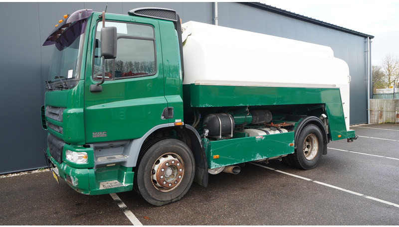 DAF 75.250 FUEL TANK TRUCK 11.300LTR 783.400KM - شاحنة صهريج: صور 3 DAF 75.250 FUEL TANK TRUCK 11.300LTR 783.400KM - شاحنة صهريج: صور 3