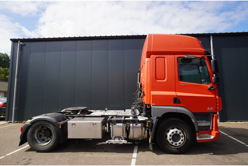 DAF CF 440 EURO 6 674.600KM - شاحنة جرار: صور 2 DAF CF 440 EURO 6 674.600KM - شاحنة جرار: صور 2