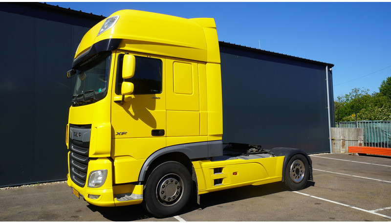 DAF XF 450 SSC EURO 6 845.000KM - شاحنة جرار: صور 3 DAF XF 450 SSC EURO 6 845.000KM - شاحنة جرار: صور 3