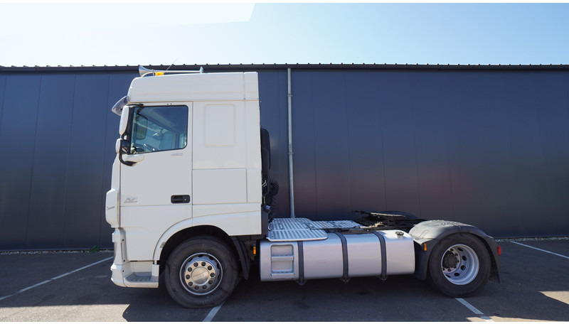 DAF XF 460 SC EURO 6 877.500KM - شاحنة جرار: صور 1 DAF XF 460 SC EURO 6 877.500KM - شاحنة جرار: صور 1