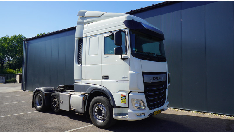 DAF XF450 FTP SC 6X2 SPACECAB - شاحنة جرار: صور 4 DAF XF450 FTP SC 6X2 SPACECAB - شاحنة جرار: صور 4