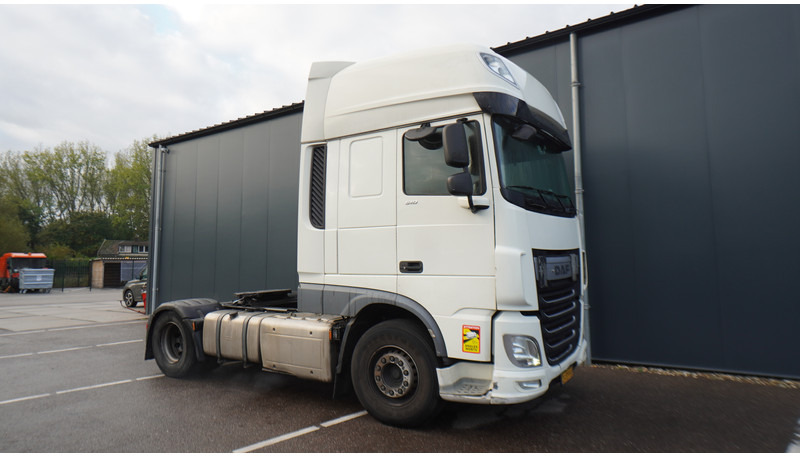 DAF XF510 FT SSC EURO 6 ENGINE PROBLEM - شاحنة جرار: صور 4 DAF XF510 FT SSC EURO 6 ENGINE PROBLEM - شاحنة جرار: صور 4