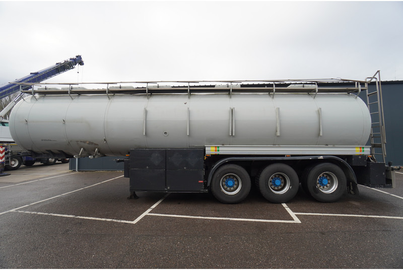 Dijkstra 3 AXLE TANK TRAILER 36 M3 - نصف مقطورة صهريج: صور 1 Dijkstra 3 AXLE TANK TRAILER 36 M3 - نصف مقطورة صهريج: صور 1