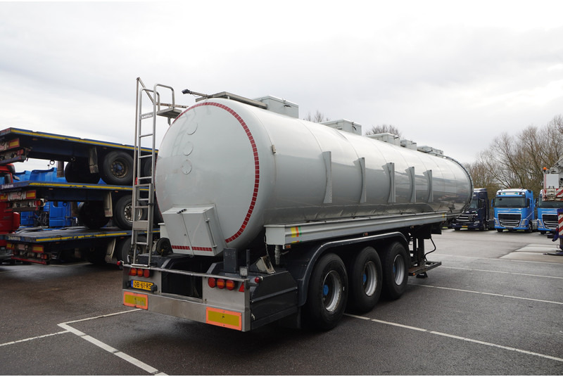 Dijkstra 3 AXLE TANK TRAILER 36 M3 - نصف مقطورة صهريج: صور 4 Dijkstra 3 AXLE TANK TRAILER 36 M3 - نصف مقطورة صهريج: صور 4