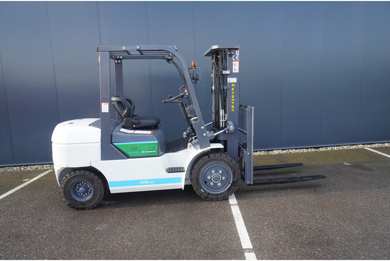 Eurotrac FE 30 ECO ELECTRIC FORKLIFT - آلات البناء: صور 3 Eurotrac FE 30 ECO ELECTRIC FORKLIFT - آلات البناء: صور 3