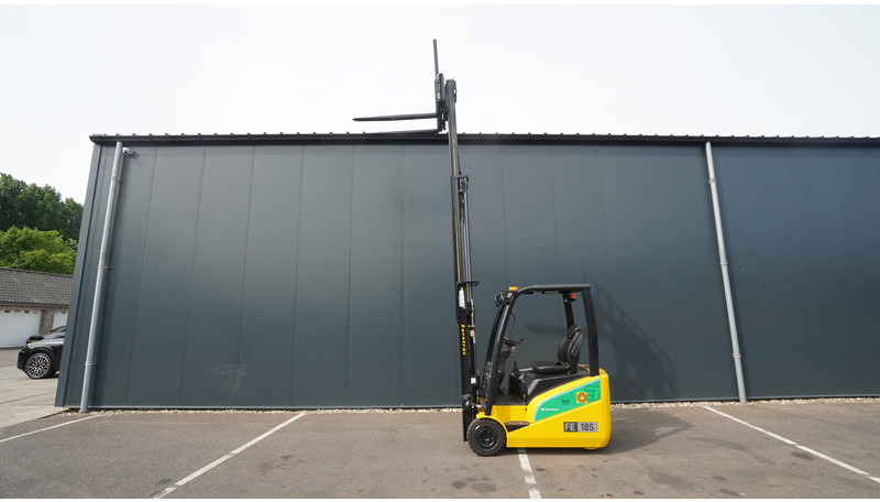 Eurotrac FE18-S 1.8 TON TRIPLEX 3-STAGE NEW FORKLIFT - آلات البناء: صور 1 Eurotrac FE18-S 1.8 TON TRIPLEX 3-STAGE NEW FORKLIFT - آلات البناء: صور 1