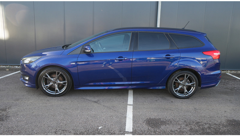 Ford Focus WAGON 1.5TDCI ST-Line - صغيرة, ميكروباص: صور 1 Ford Focus WAGON 1.5TDCI ST-Line - صغيرة, ميكروباص: صور 1