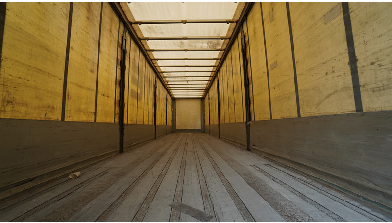 Groenewegen 3 AXLE CURTAINSIDE TRAILER - الخيمة نصف مقطورة: صور 4 Groenewegen 3 AXLE CURTAINSIDE TRAILER - الخيمة نصف مقطورة: صور 4