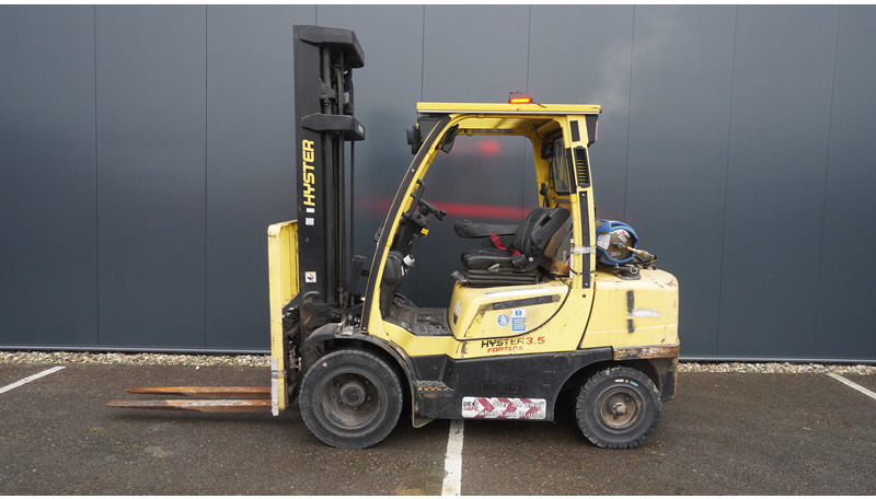 Hyster H3.5FT LPG FORKLIFT TRIPLEX - آلات البناء: صور 2 Hyster H3.5FT LPG FORKLIFT TRIPLEX - آلات البناء: صور 2
