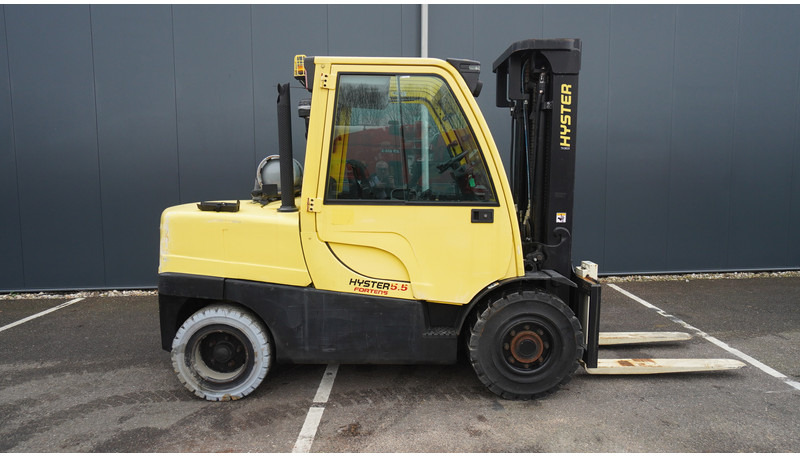 Hyster H5.5FT 6CYL LPG FORKLIFT TRIPLEX - آلات البناء: صور 3 Hyster H5.5FT 6CYL LPG FORKLIFT TRIPLEX - آلات البناء: صور 3