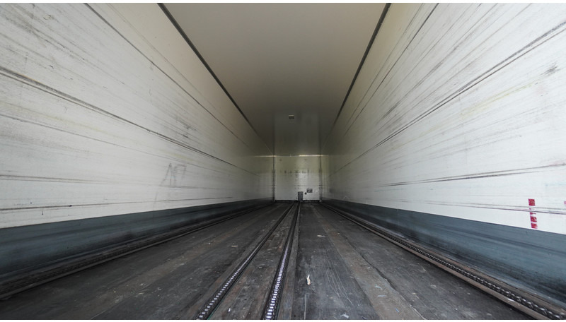 Jumbo 3 AXLE CLOSED BOX - بصندوق مغلق نصف مقطورة: صور 4 Jumbo 3 AXLE CLOSED BOX - بصندوق مغلق نصف مقطورة: صور 4