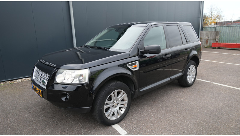 Land Rover Freelander 2.2 TD4 E 4X4 - صغيرة, ميكروباص: صور 2 Land Rover Freelander 2.2 TD4 E 4X4 - صغيرة, ميكروباص: صور 2