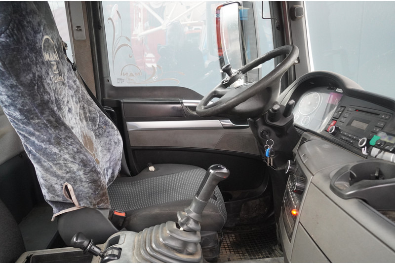 MAN TGS 35.400 8x4 HOOKARM SYSTEM MANUAL GEARBOX - شاحنة ذات الخطاف: صور 5 MAN TGS 35.400 8x4 HOOKARM SYSTEM MANUAL GEARBOX - شاحنة ذات الخطاف: صور 5