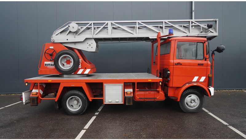 Mercedes-Benz 809 FIRE LADDER TRUCK 13.100KM MANUAL GEARBOX - المطافئ: صور 4 Mercedes-Benz 809 FIRE LADDER TRUCK 13.100KM MANUAL GEARBOX - المطافئ: صور 4