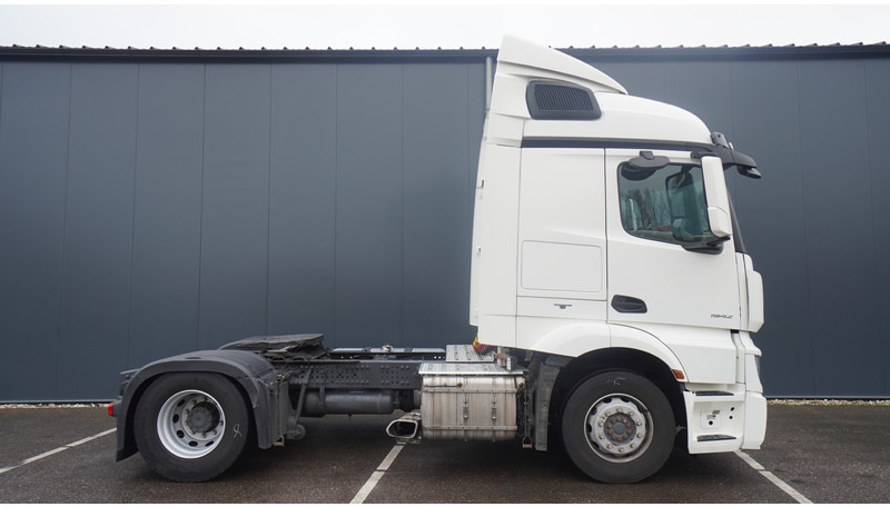 Mercedes-Benz ACTROS 1942 EURO 6 - شاحنة جرار: صور 2 Mercedes-Benz ACTROS 1942 EURO 6 - شاحنة جرار: صور 2