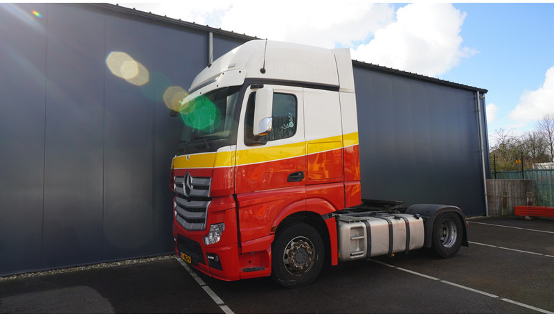 Mercedes-Benz ACTROS 1942 EURO 6 - شاحنة جرار: صور 3 Mercedes-Benz ACTROS 1942 EURO 6 - شاحنة جرار: صور 3