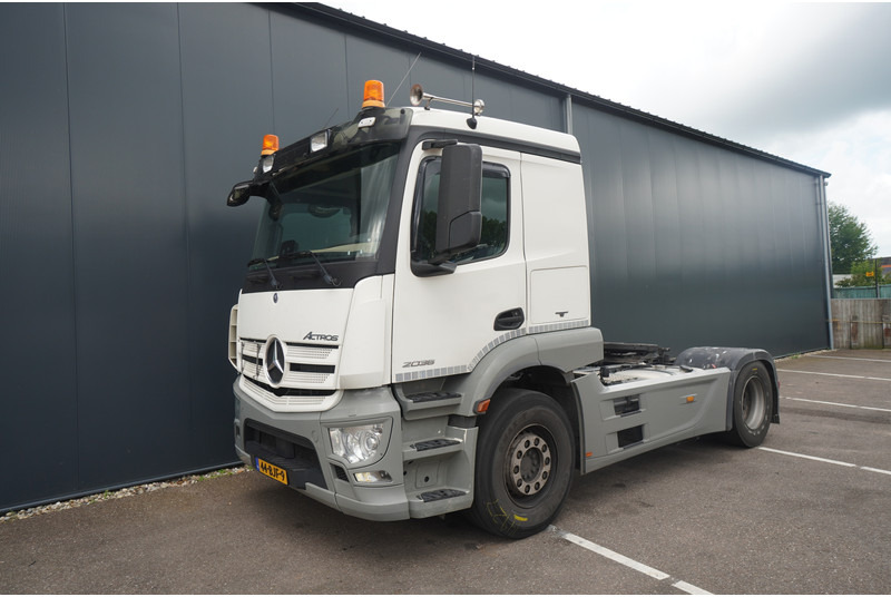 Mercedes-Benz ACTROS 2036 ADR 663.000KM - شاحنة جرار: صور 3 Mercedes-Benz ACTROS 2036 ADR 663.000KM - شاحنة جرار: صور 3