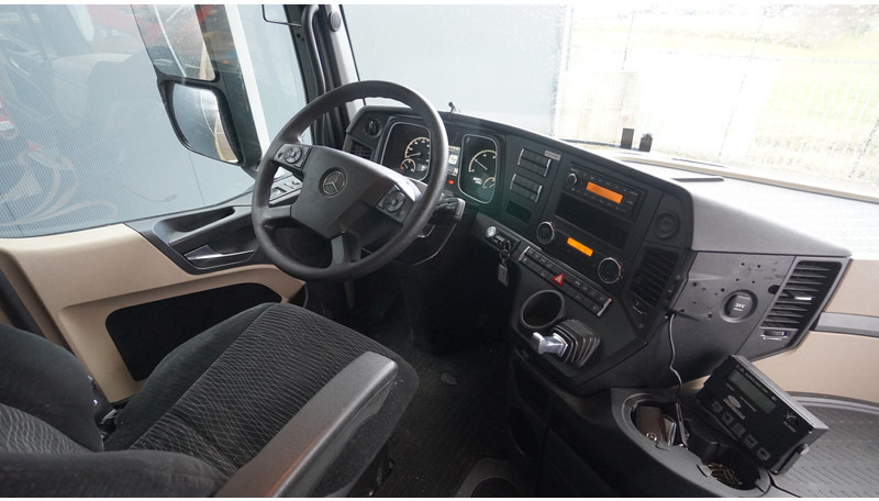 Mercedes-Benz ACTROS 2745 6X2 FRIGO 860.000KM - مبردة شاحنة: صور 5 Mercedes-Benz ACTROS 2745 6X2 FRIGO 860.000KM - مبردة شاحنة: صور 5