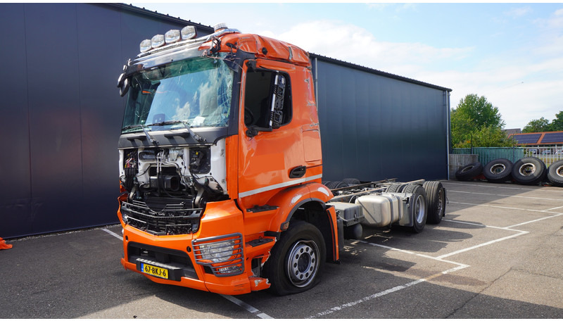 Mercedes-Benz ANTOS 2843 6x2 DAMAGED VEHICLE - الشاسيه شاحنة: صور 2 Mercedes-Benz ANTOS 2843 6x2 DAMAGED VEHICLE - الشاسيه شاحنة: صور 2